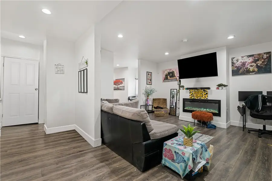 114 Amanda Ave, Pittsburgh, PA 15210 - #3