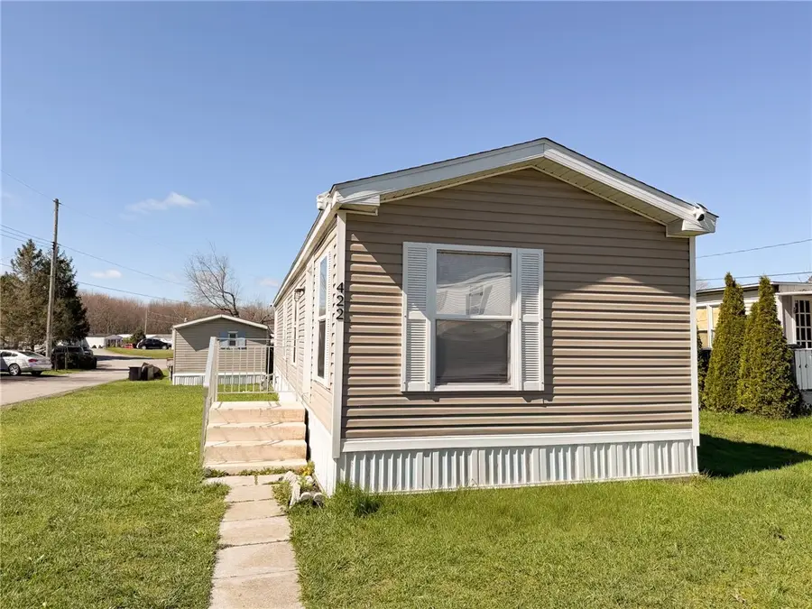 422 Magnolia St, Rochester, PA 15074 - #3