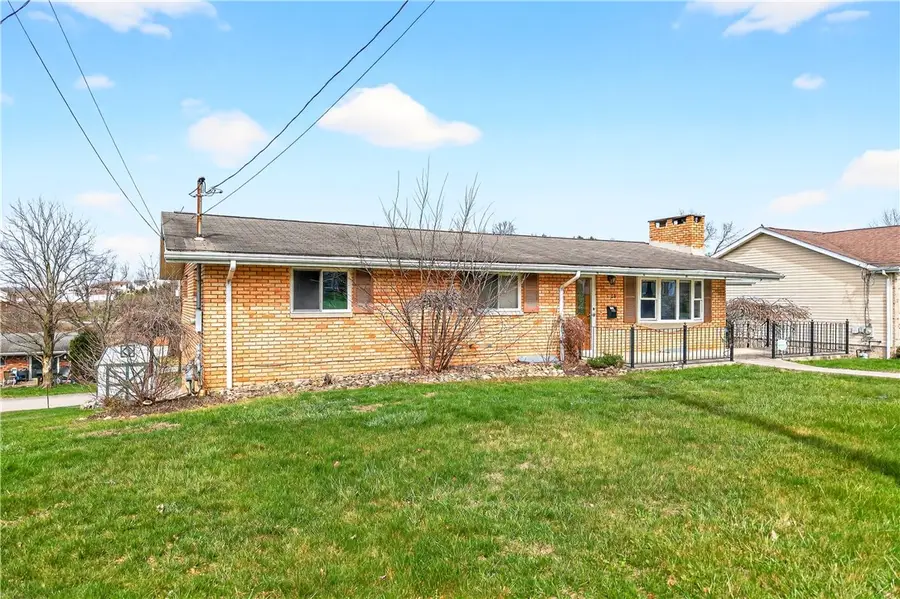 1106 Skyline Dr, Greensburg, PA 15601 - #3