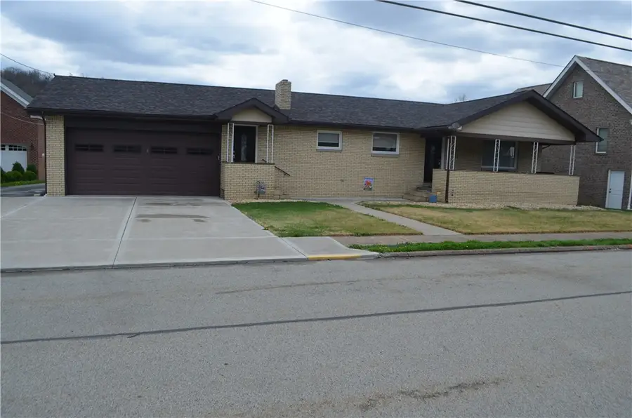 458 Bow St, Stockdale, PA 15483 - #2