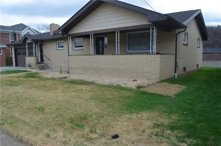 458 Bow St, Stockdale, PA 15483 - #3