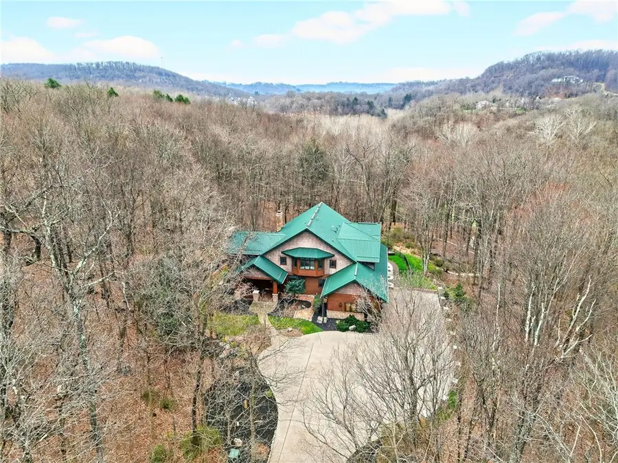 132 Twin Oaks Ln, Trafford, PA 15085 - #3