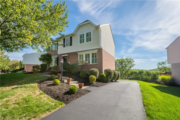 114 Pine Creek Dr, Venetia, PA 15367