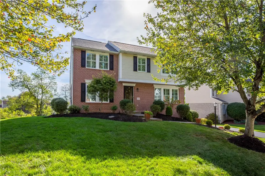 114 Pine Creek Dr, Venetia, PA 15367 - #2