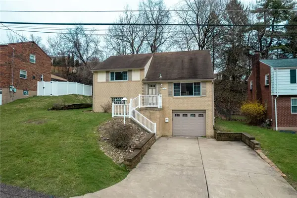 177 Poplar Ridge Dr., Penn Hills, PA 15235