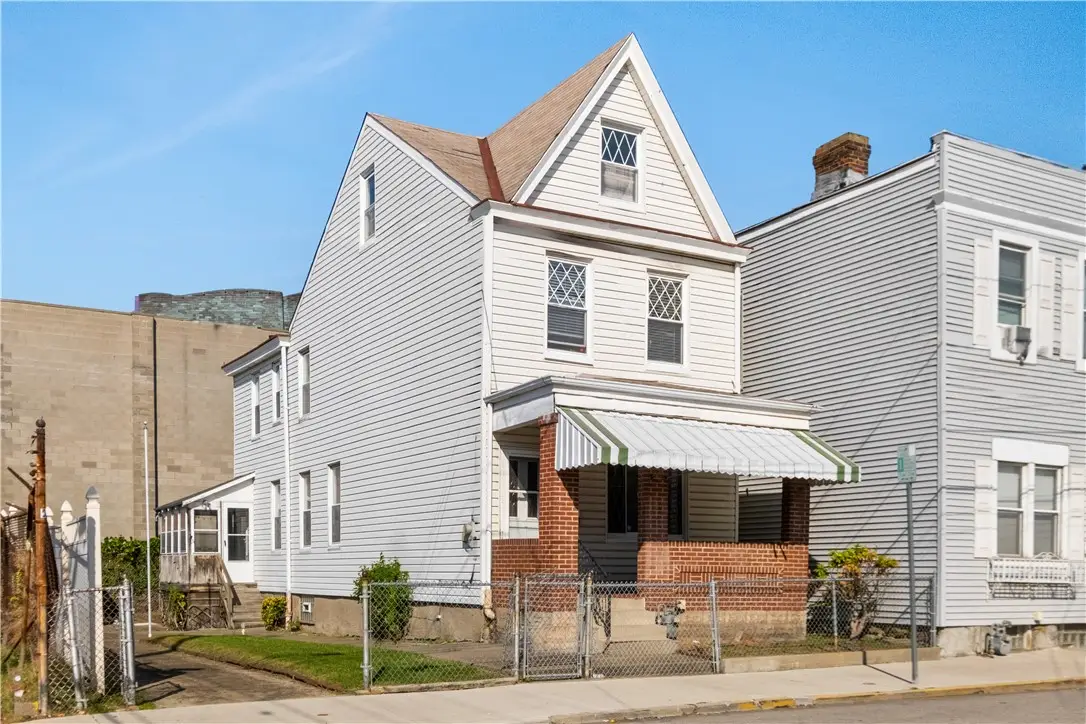 4427 Howley St, Pittsburgh, PA 15224 - #1
