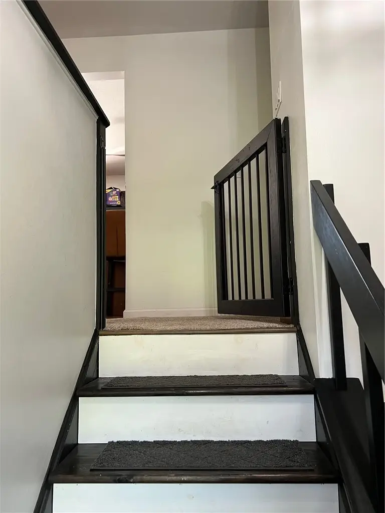 671 York Run Rd, Smithfield, PA 15478 - #2
