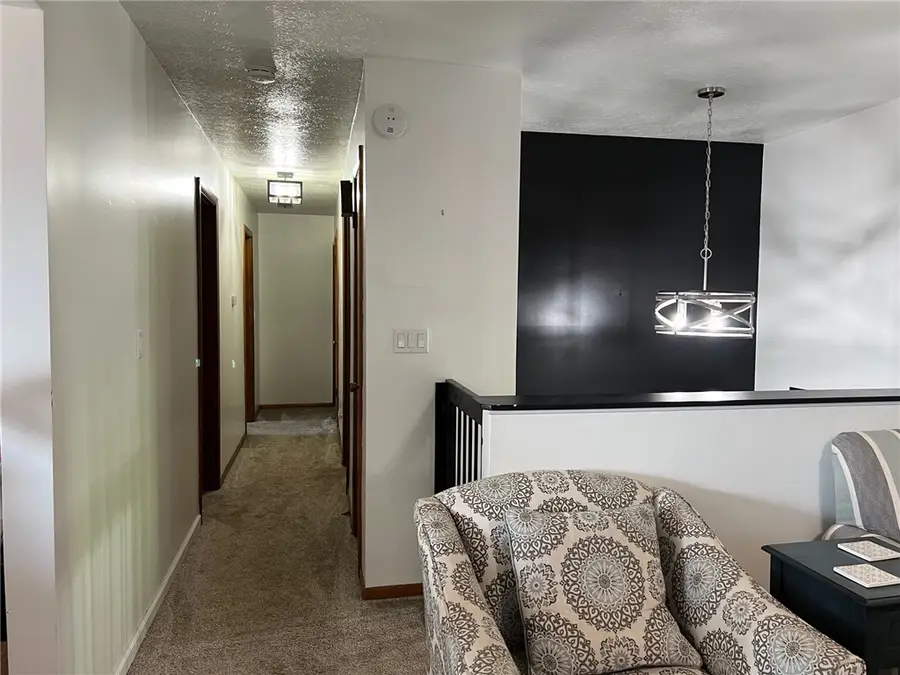 671 York Run Rd, Smithfield, PA 15478 - #3