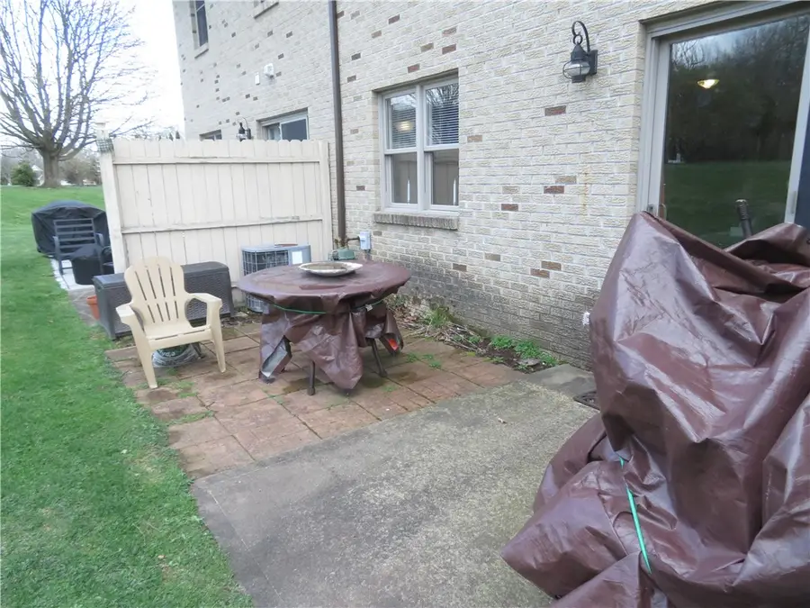 118 Meadowview Dr, Renfrew, PA 16053 - #3