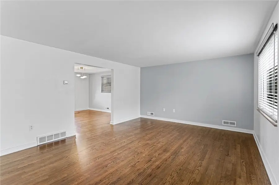 221 Hallock St, Pittsburgh, PA 15211 - #3