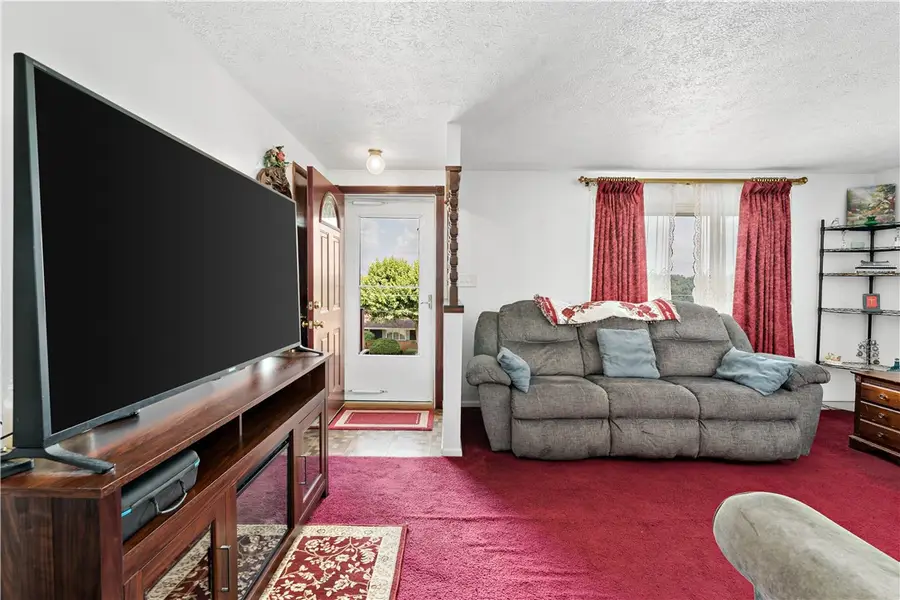 1507 Oneida Drive, Clairton, PA 15025 - #2