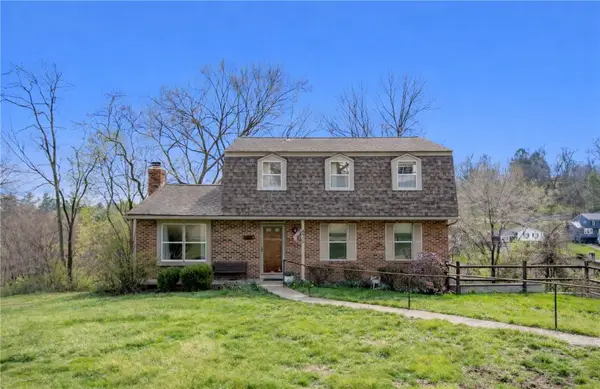 1637 Queens Dr, South Park, PA 15129