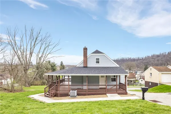 400 Adams St, West Newton, PA 15089