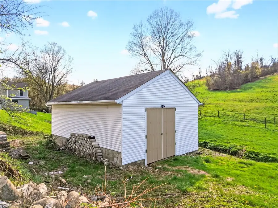 93 Old 51 Rd, Perryopolis, PA 15473 - #3