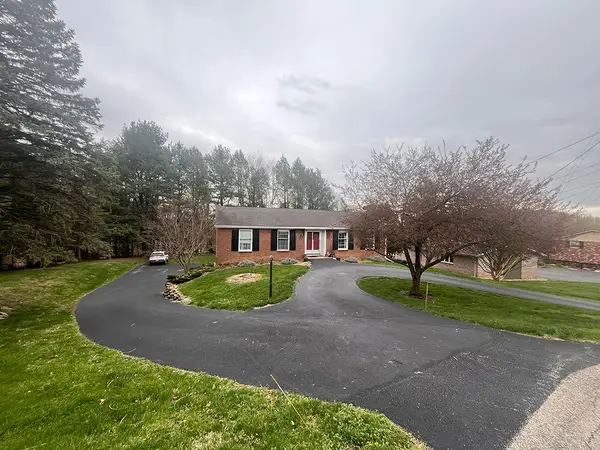 790 White Farm Road, Indiana, PA 15701