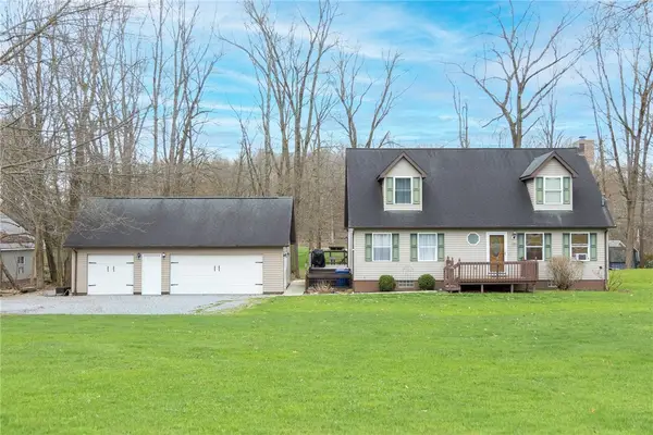 2491 Leesburg Grove City Rd, Mercer, PA 16137