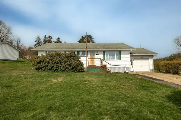 287 Chestnut St, Saint Petersburg, PA 16054