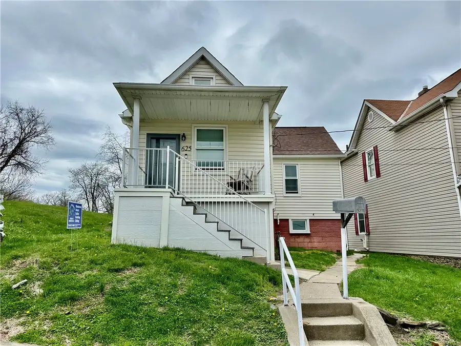 625 Delaware St., Monessen, PA 15062 - #2