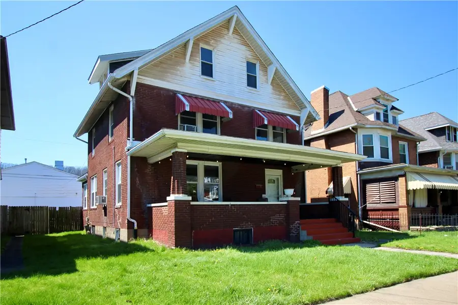 349 4th Ave, New Kensington, PA 15068 - #2