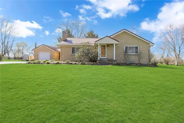 1720 Conway Wallrose Rd, Freedom, PA 15042