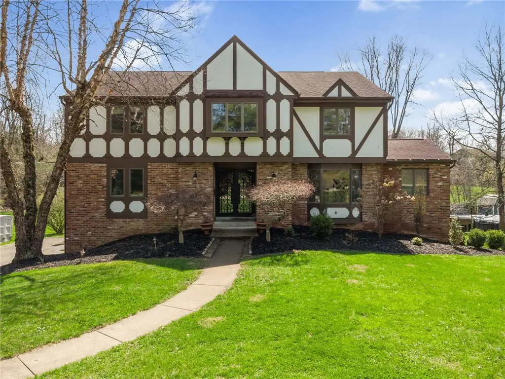 153 Oakwood Road, McMurray, PA 15317 - #1