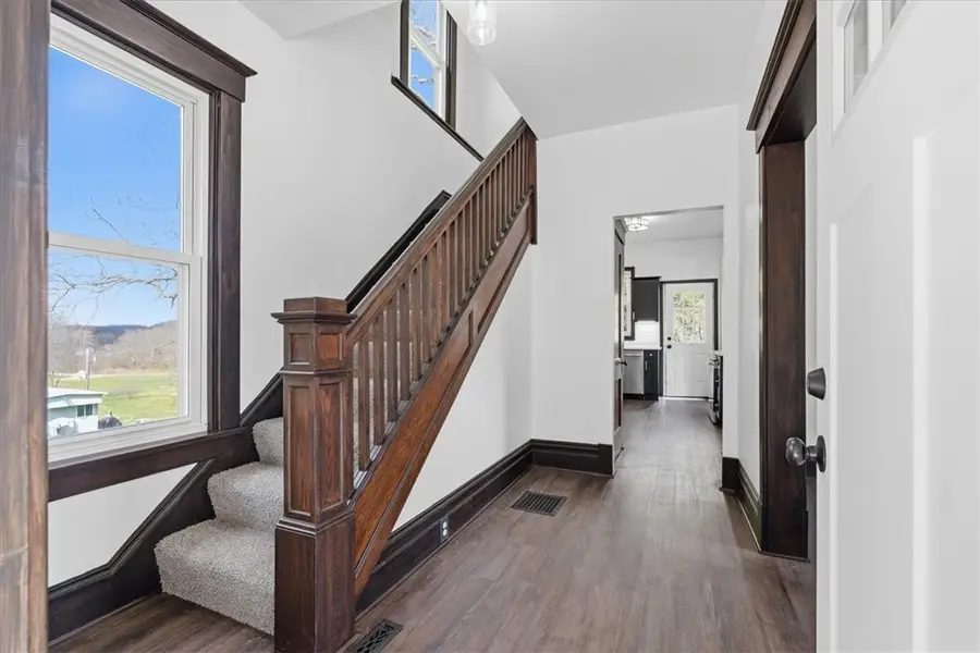 190 Stitt Rd, Beaver Falls, PA 15010 - #3