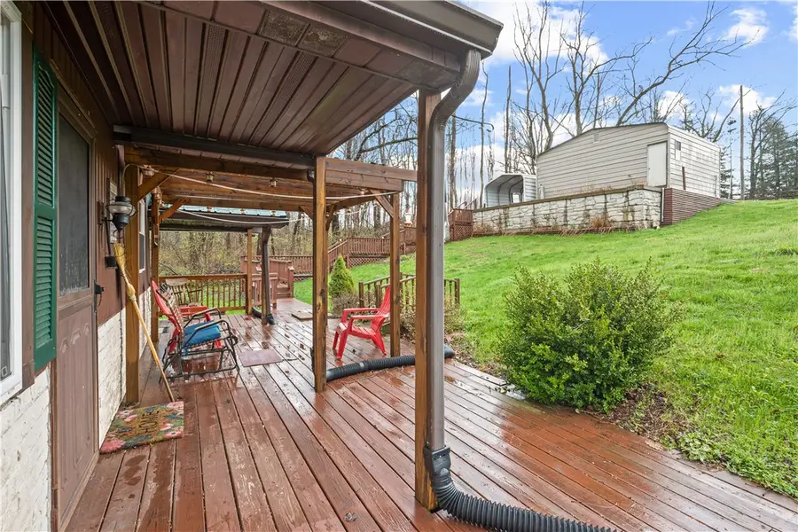 356 Stewarton Rd, Mill Run, PA 15464 - #2