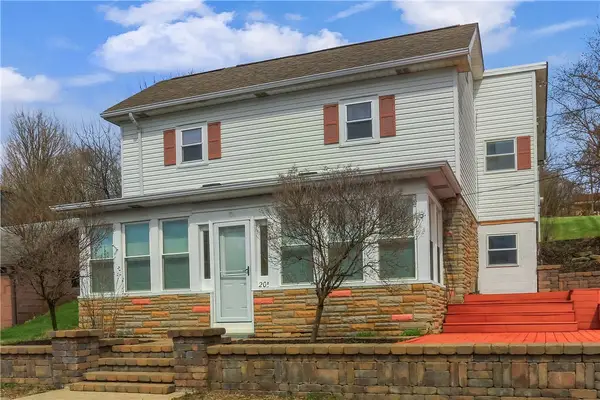 205 Howard Street, Mcdonald, PA 15057