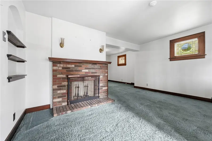 309 Queenston St, Pittsburgh, PA 15210 - #3