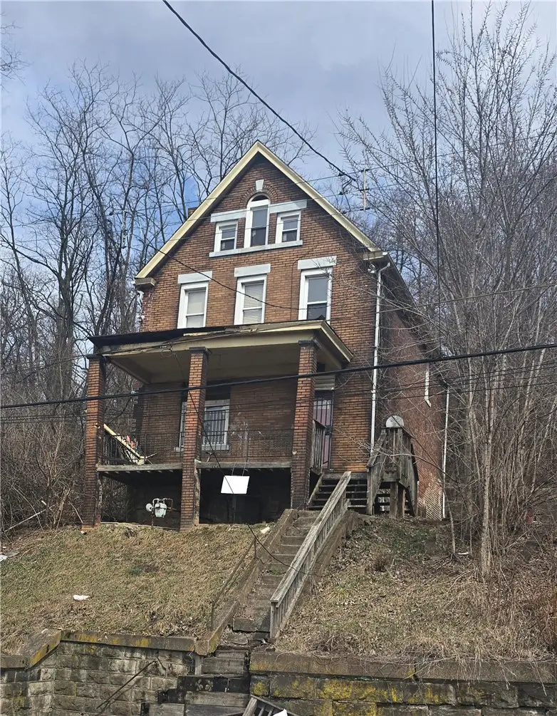 1003 Spring St, Braddock, PA 15104 - #1