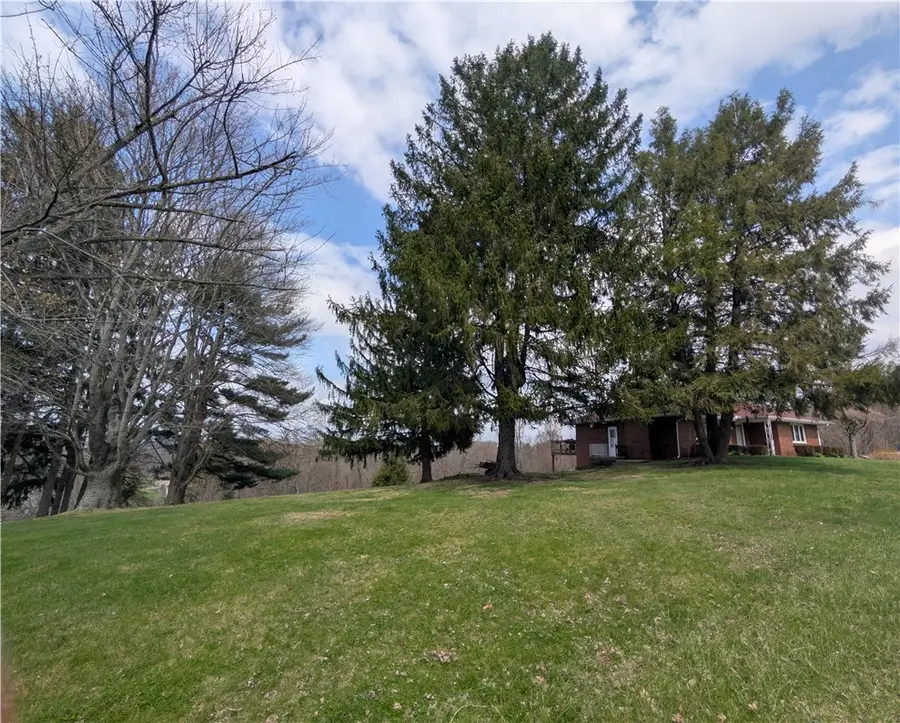 395 S Palm St, Washington, PA 15301 - #2