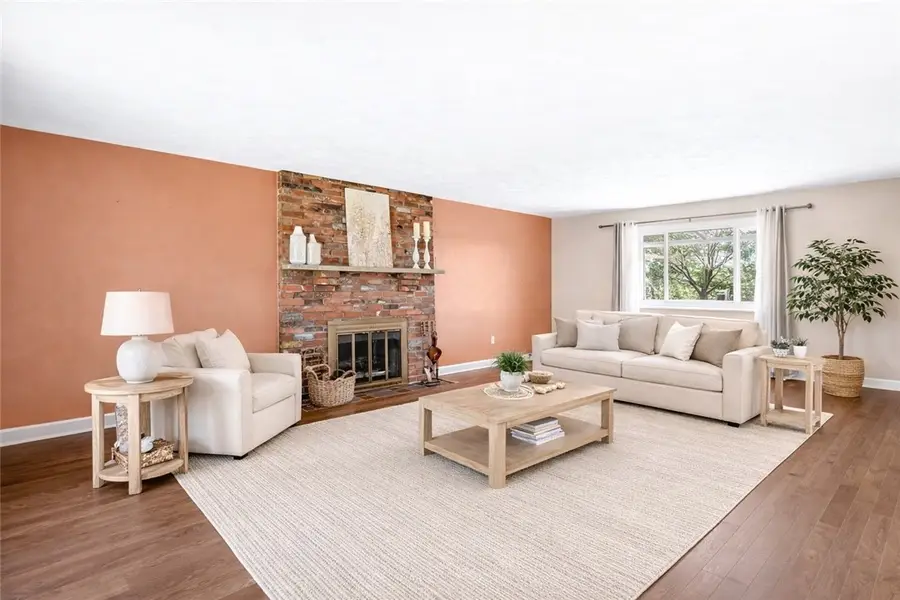 171 Greenlea Dr, Coraopolis, PA 15108 - #3