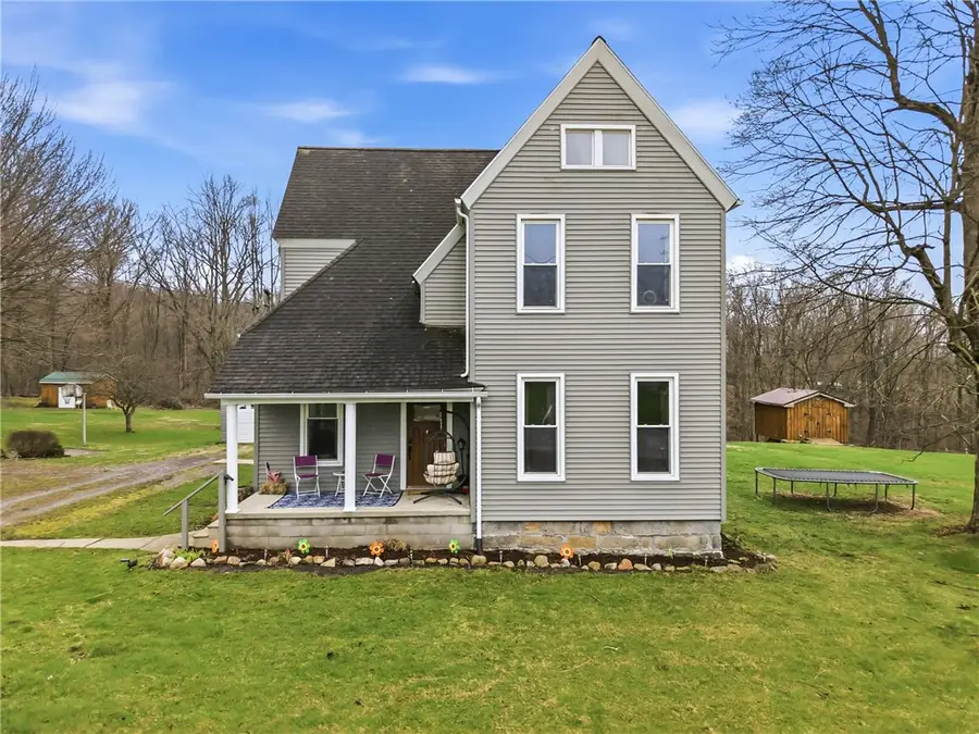 2233 Mercer West Middlesex Rd, Mercer, PA 16137 - #2