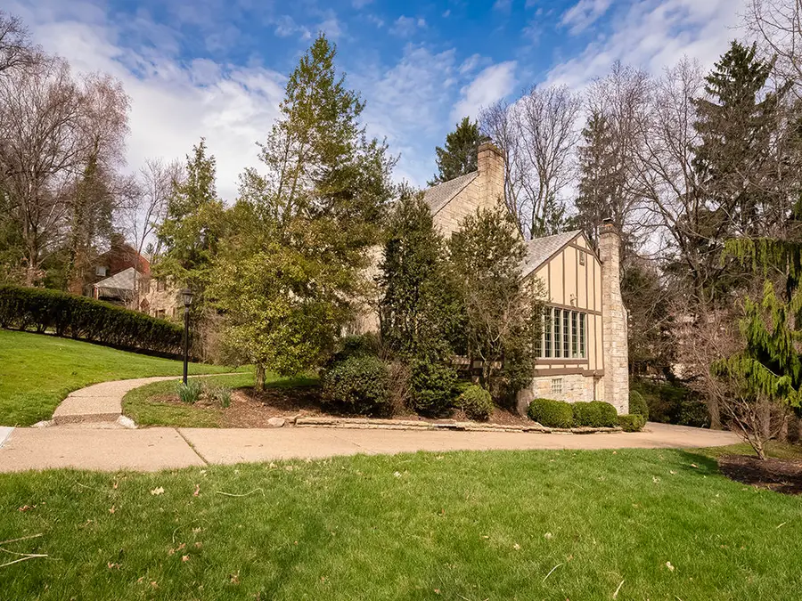 16 Woodland Drive, Pittsburgh, PA 15228 - #2