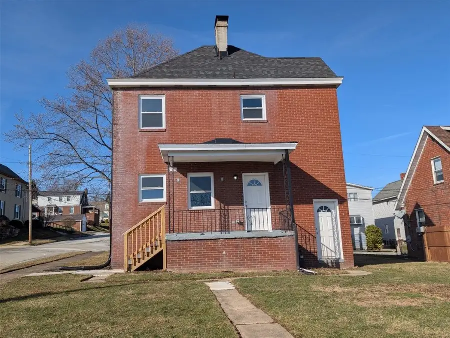 120 S 5th St, Youngwood, PA 15697 - #3
