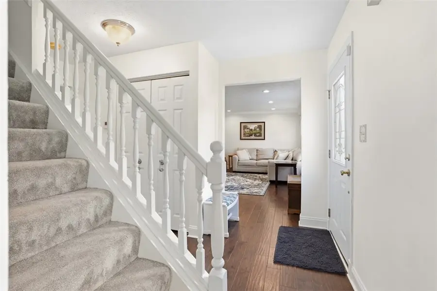 1124 Dana Dr, Bethel Park, PA 15102 - #3
