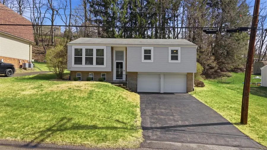 3106 Greenfield Road, Glenshaw, PA 15116 - #2