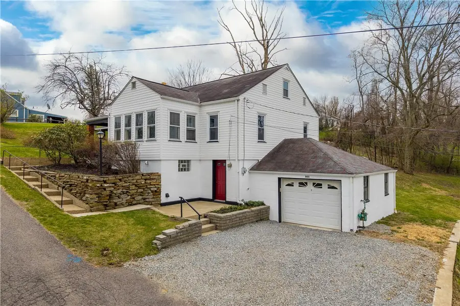 805 Monroe St, New Eagle, PA 15067 - #2