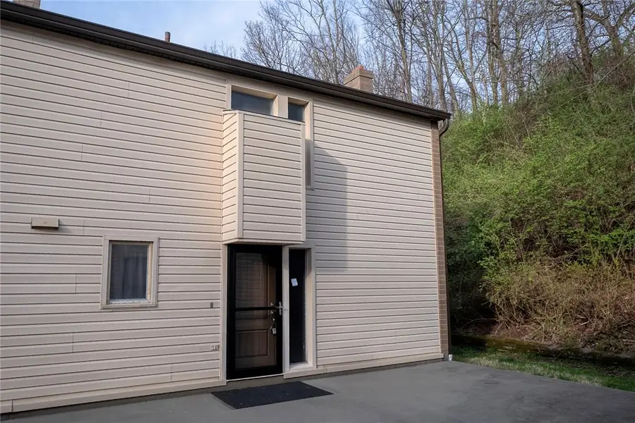 1455 Spreading Oak Dr #C, Pittsburgh, PA 15220 - #2