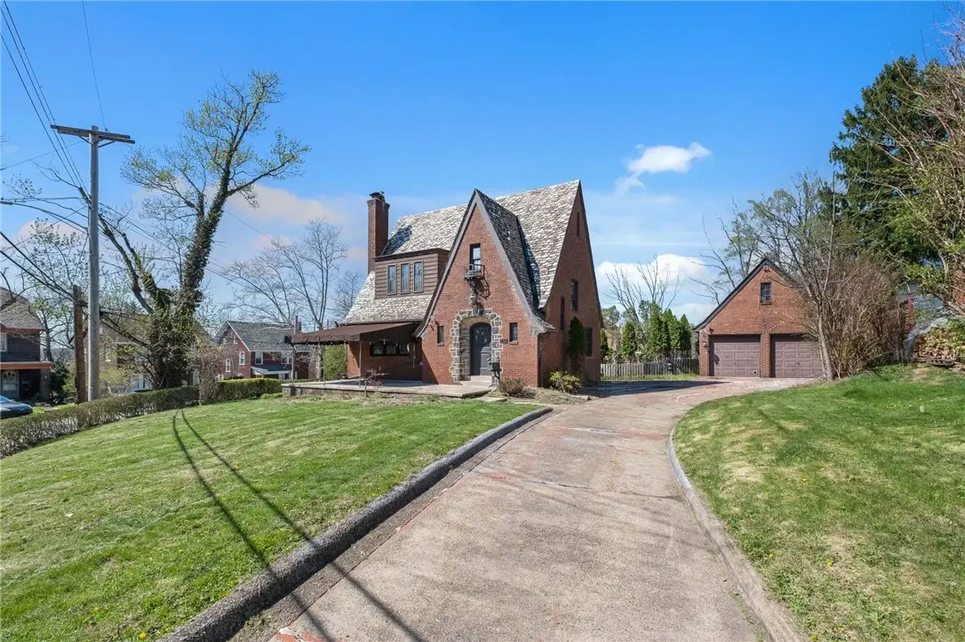 1516 Riverside Dr, Verona, PA 15147 - #1