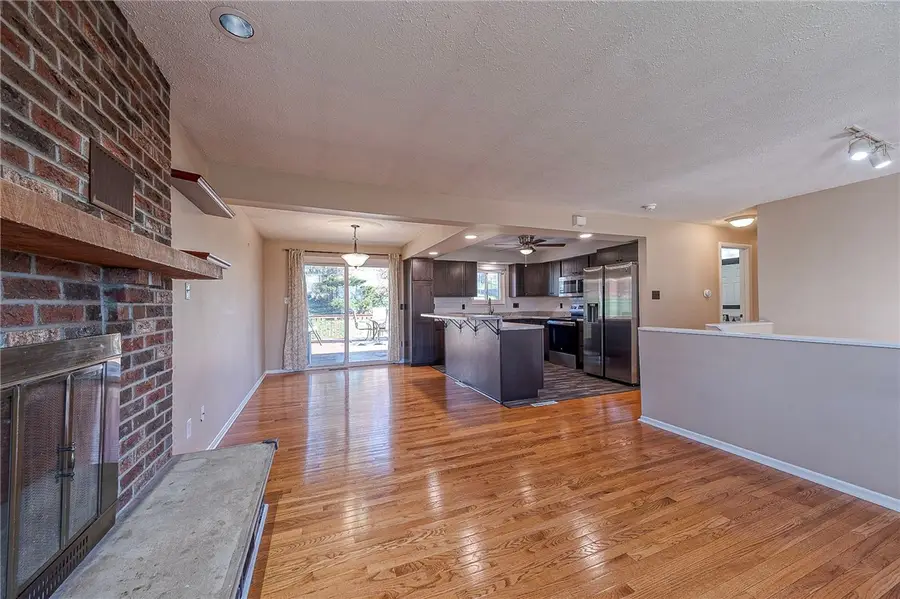 1210 Jerome St, Pittsburgh, PA 15220 - #3