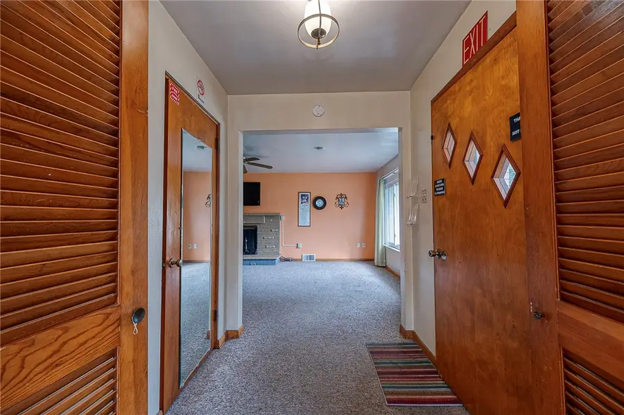 1757 Brodhead Rd, Coraopolis, PA 15108 - #2