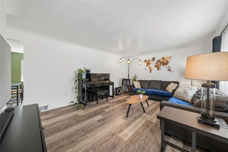 825 Venango Avenue, Pittsburgh, PA 15209 - #2