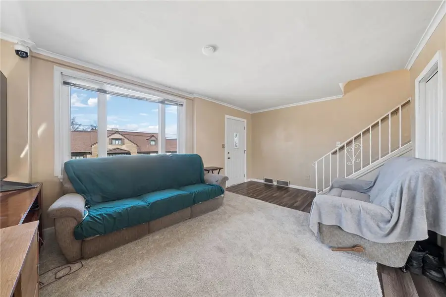 49 Montraver Dr, Monessen, PA 15062 - #3