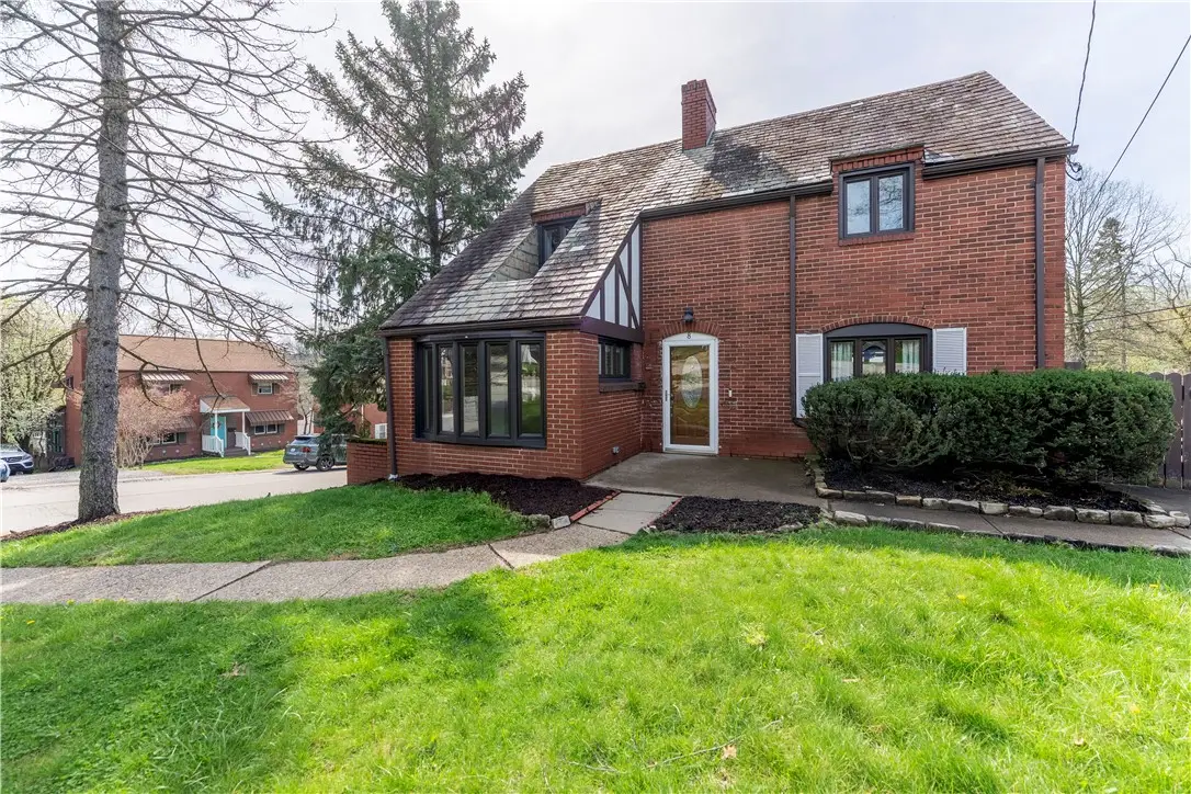 8 Pocono Drive, Pittsburgh, PA 15220 - #1