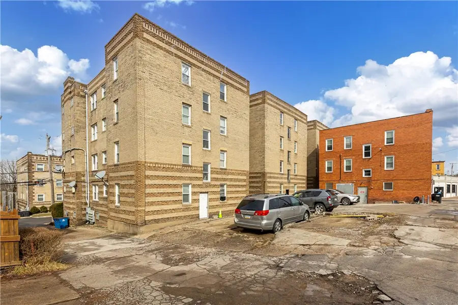 2911 Voelkel Avenue, Pittsburgh, PA 15216 - #3