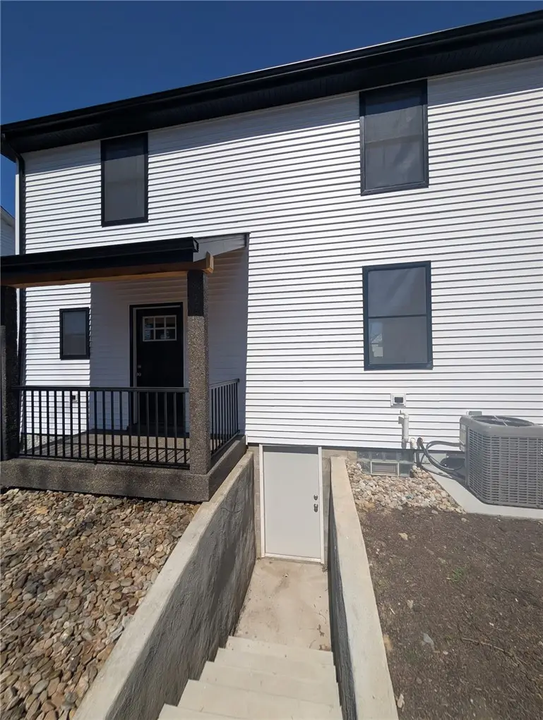 314 Church St, Bridgeville, PA 15017 - #2