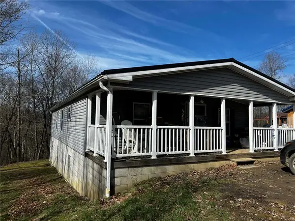 293 Garretts Run Rd, Kittanning, PA 16201