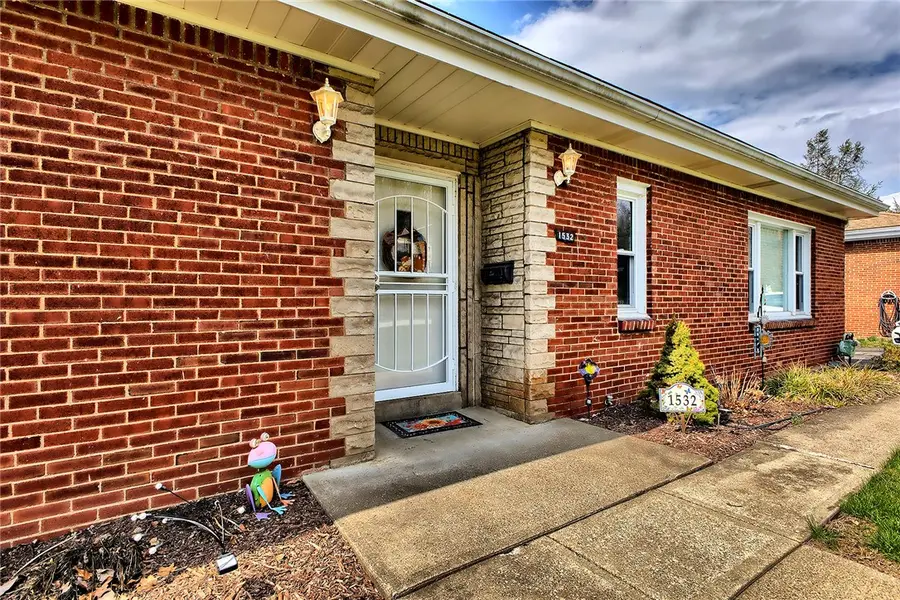 1532 California Ave, White Oak, PA 15131 - #2