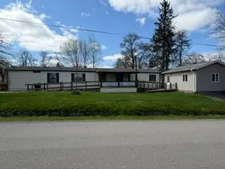 45 Grant St, Fredonia, PA 16124 - #2